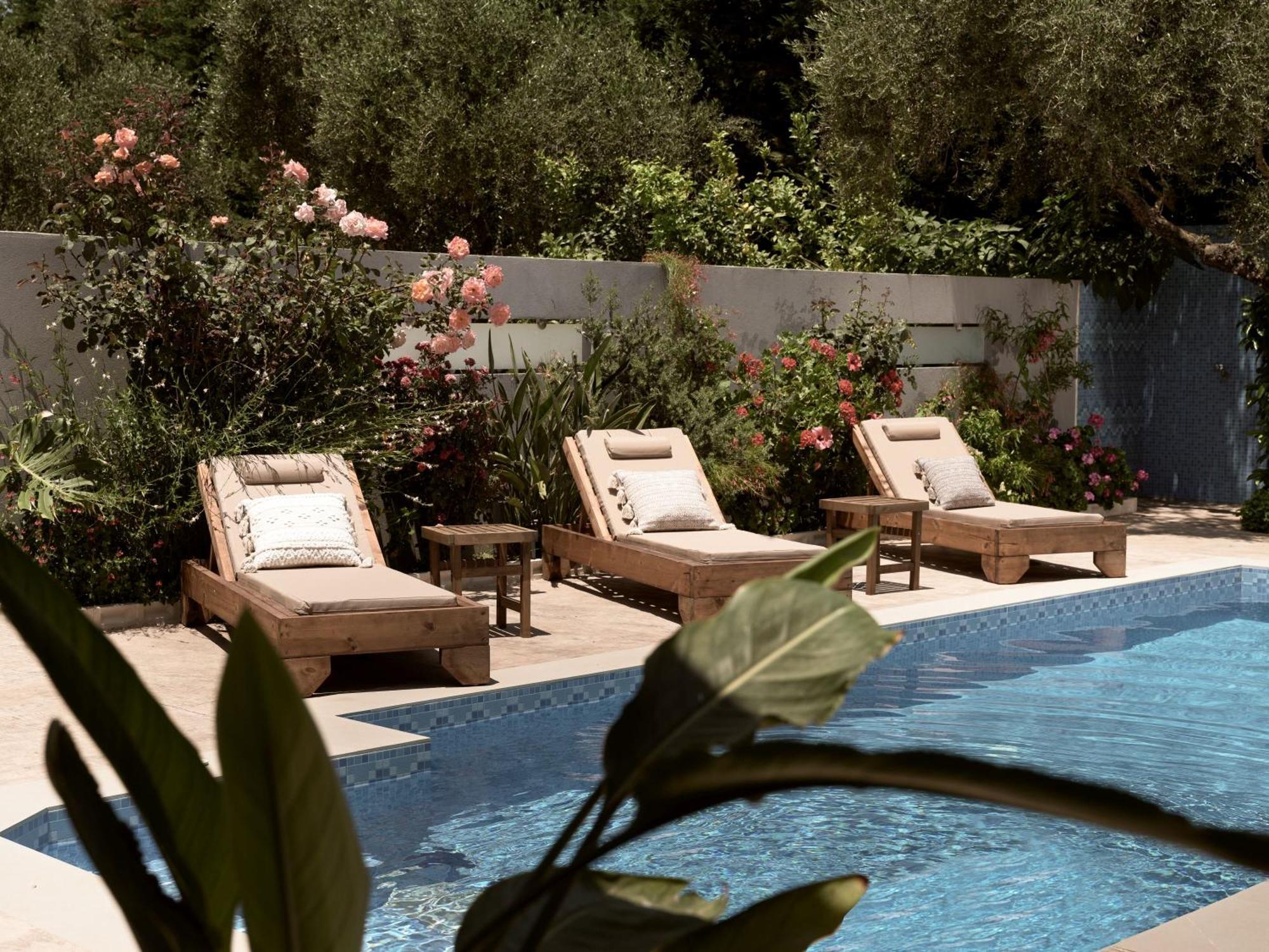 Jasmine Suites With Private Pool ซีลีวี ภายนอก รูปภาพ