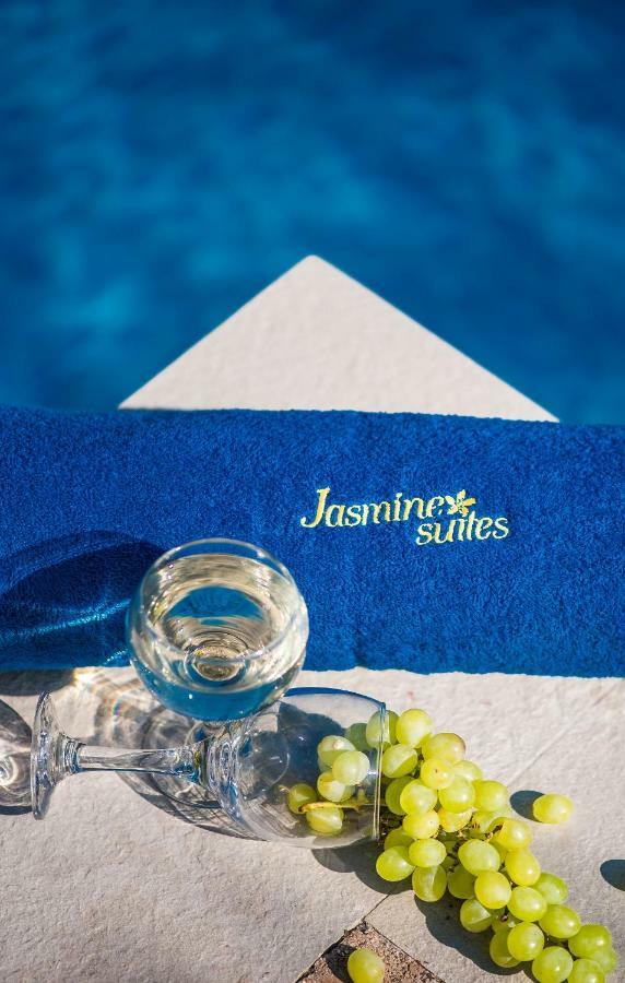 Jasmine Suites With Private Pool ซีลีวี ภายนอก รูปภาพ