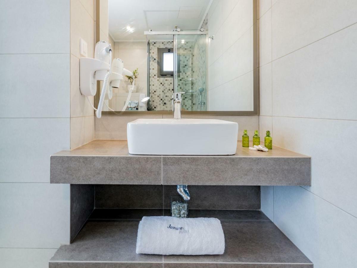 Jasmine Suites With Private Pool ซีลีวี ภายนอก รูปภาพ