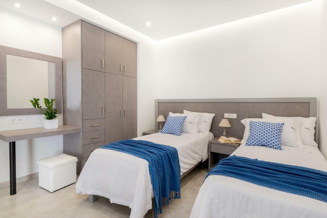 Jasmine Suites With Private Pool ซีลีวี ภายนอก รูปภาพ